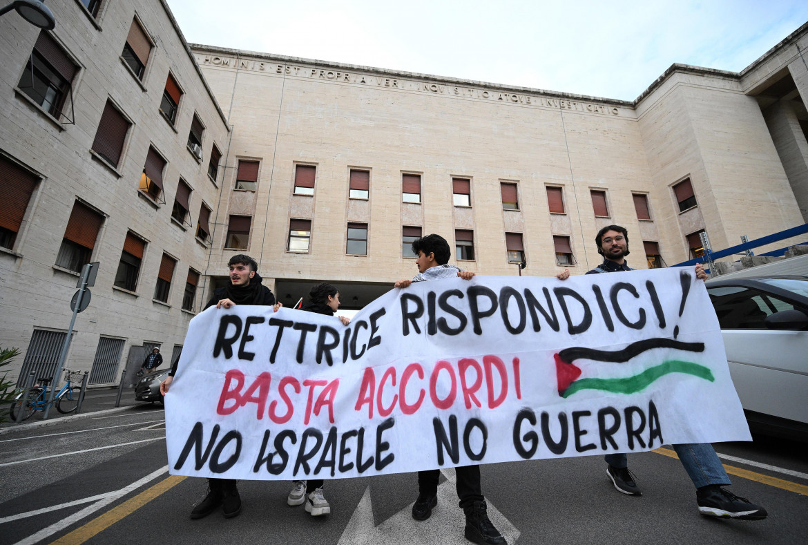 manifestazione universita pro palestina